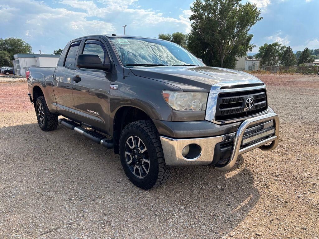 2011 Toyota Tundra Grade — photo 1 of 6