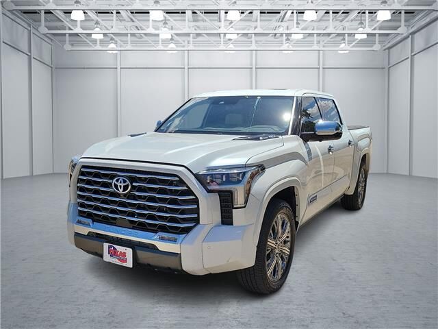 2023 Toyota Tundra 4WD Capstone (A10) 4x4 CrewMax 5.5