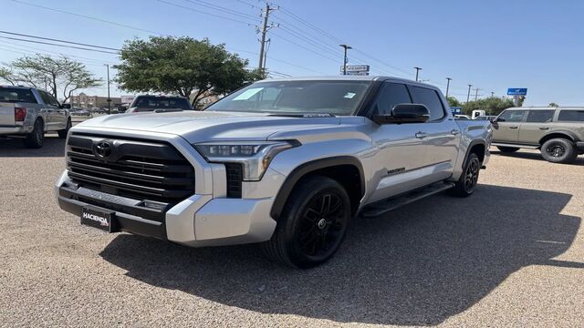2024 Toyota Tundra Platinum HV