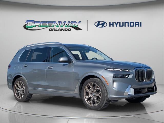 2023 BMW X7 xDrive40i — photo 1 of 13