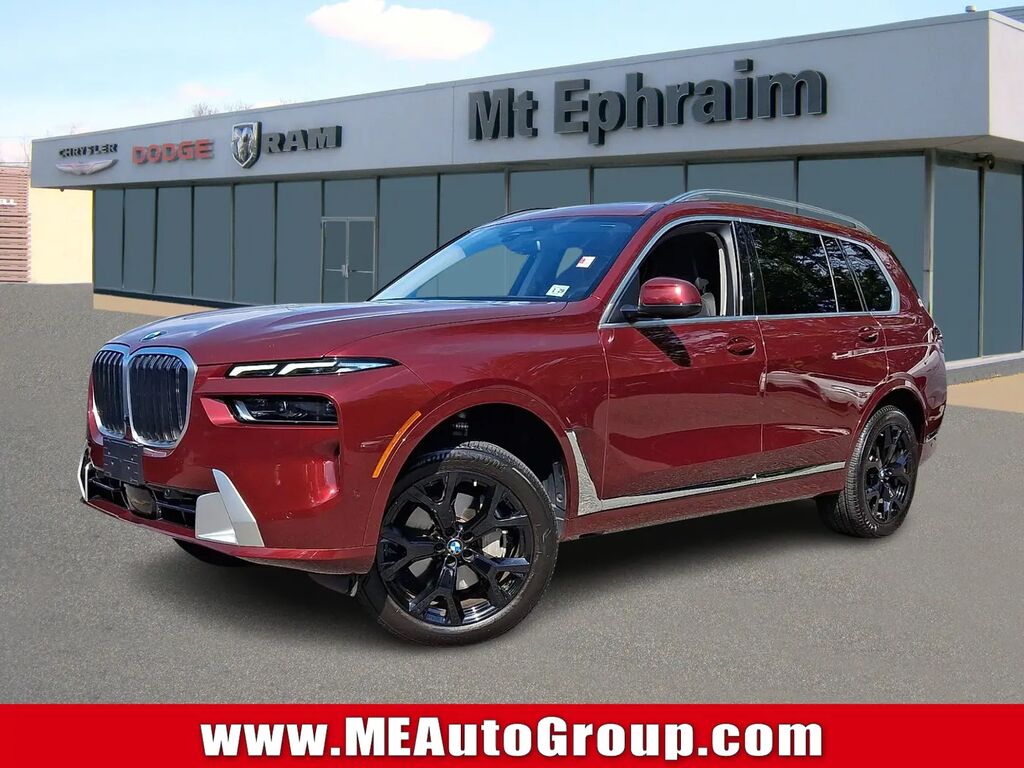2024 BMW X7 xDrive40i — photo 1 of 13