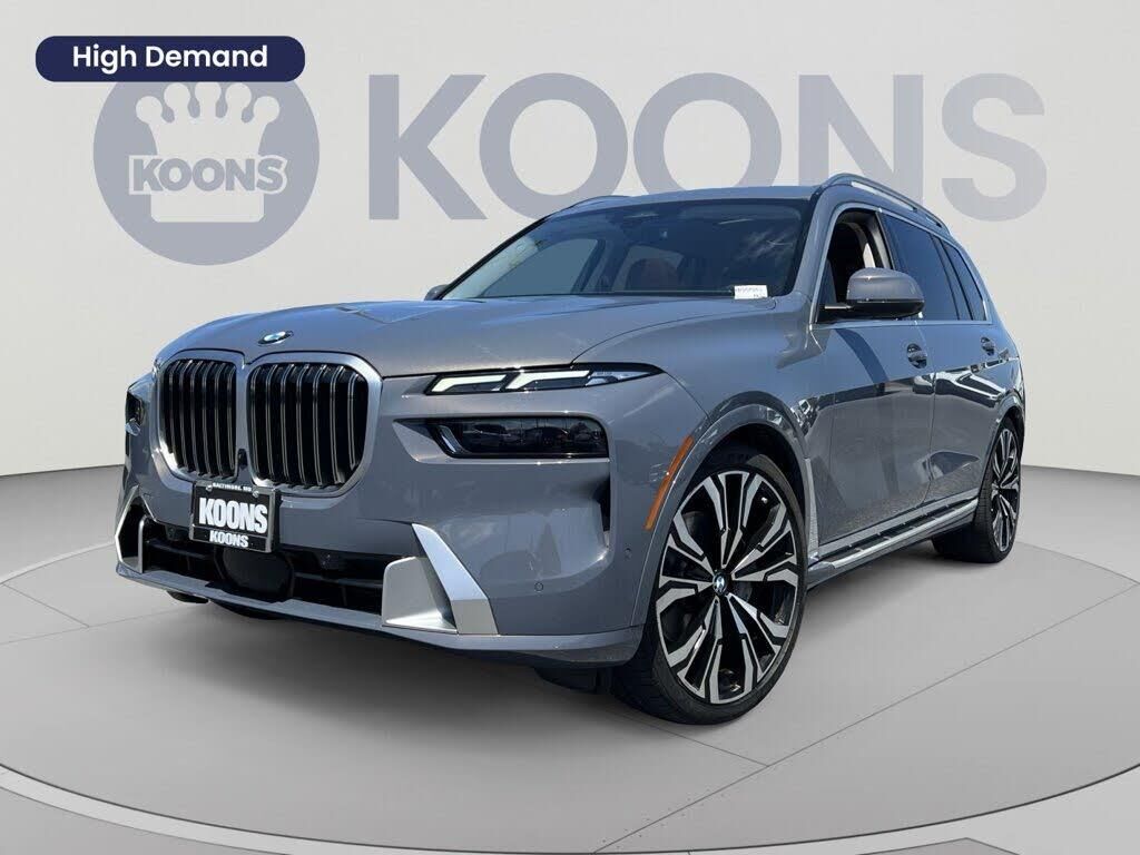 2023 BMW X7 xDrive40i — photo 1 of 1