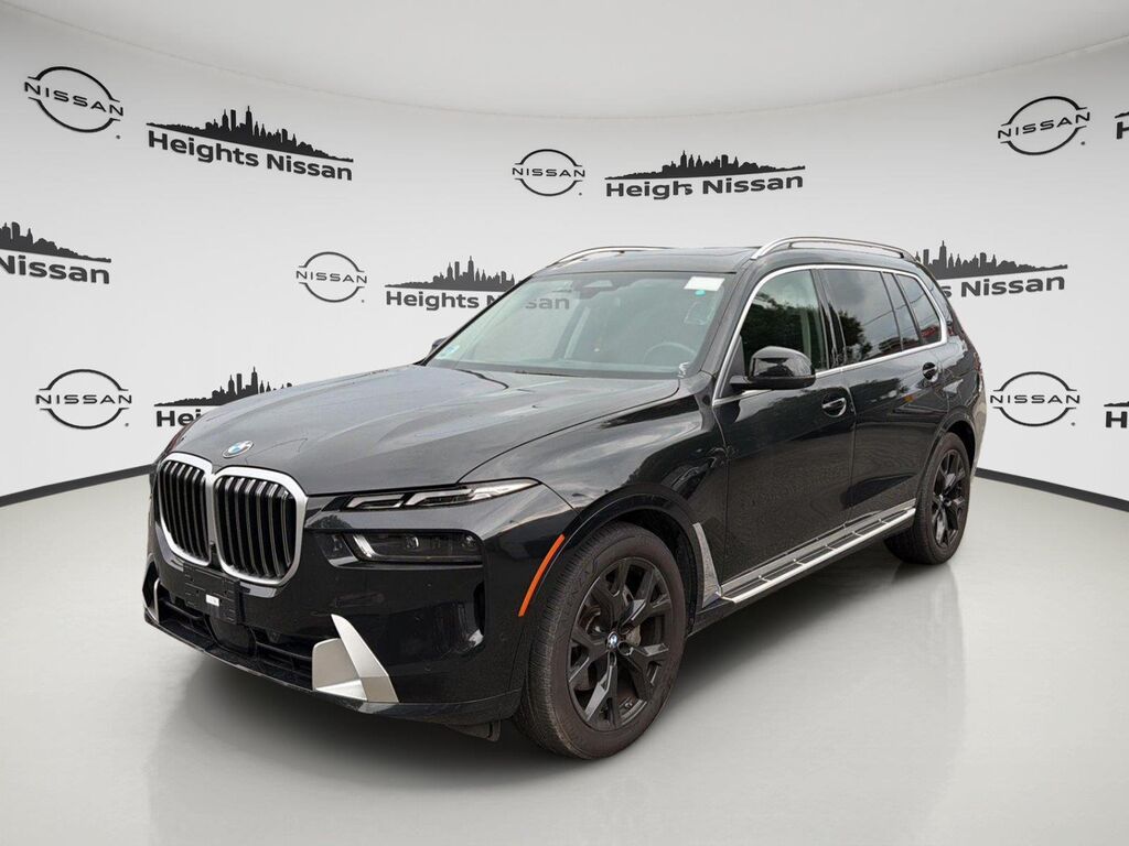 2026 BMW X7 xDrive40i — photo 1 of 13