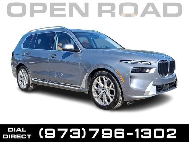 2023 BMW X7 xDrive40i — photo 1 of 13