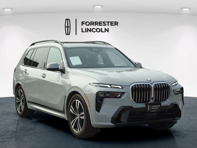 2023 BMW X7 xDrive40i