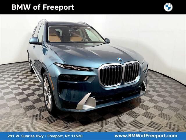 2024 BMW X7 xDrive40i — photo 1 of 13