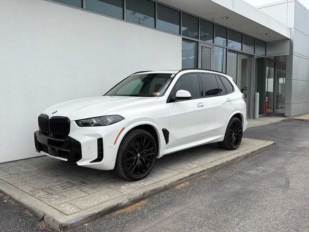 2025 BMW X5 xDrive40i — photo 1 of 14