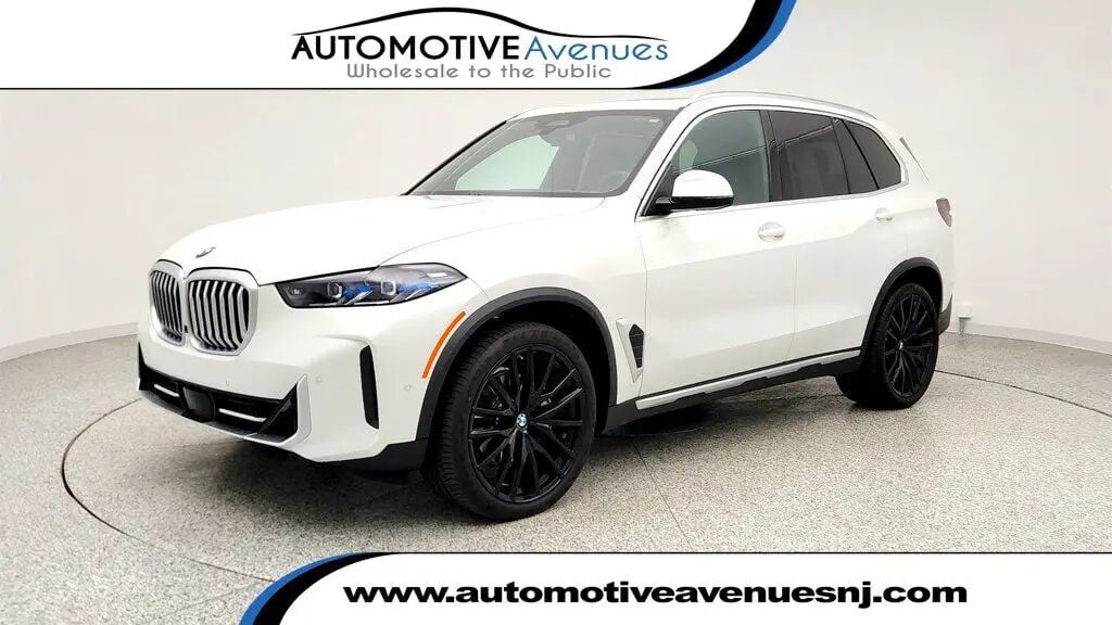 2025 BMW X5 xDrive40i — photo 1 of 13