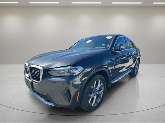 2024 BMW X4 xDrive30i