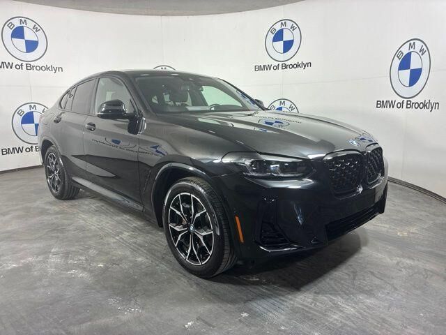 2024 BMW X4 xDrive30i