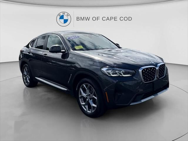 2025 BMW X4 xDrive30i — photo 1 of 13