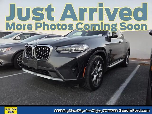 2023 BMW X4 xDrive30i