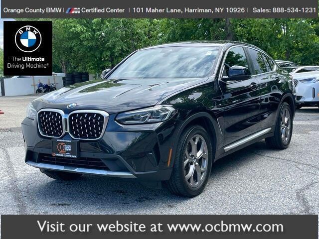 2022 BMW X4 xDrive30i