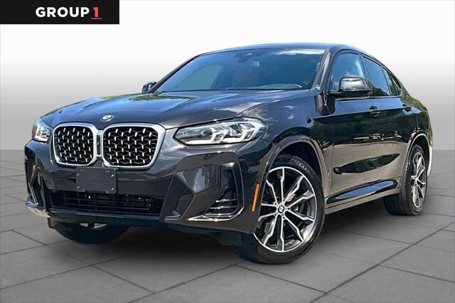 2025 BMW X4 xDrive30i