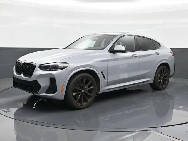 2025 BMW X4 xDrive30i