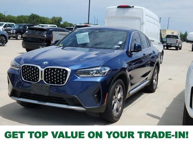 2022 BMW X4 xDrive30i