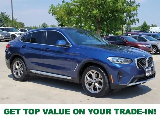 2022 BMW X4 xDrive30i — photo 1 of 13