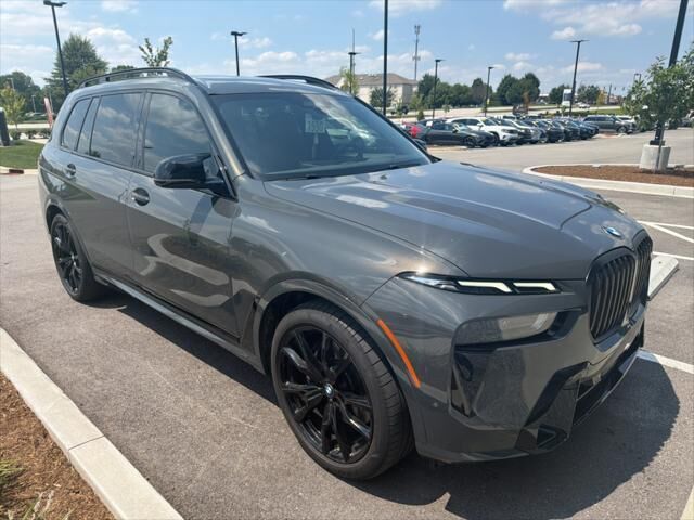 2024 BMW X7 M60i