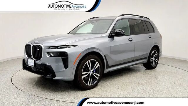 2025 BMW X7 M60i