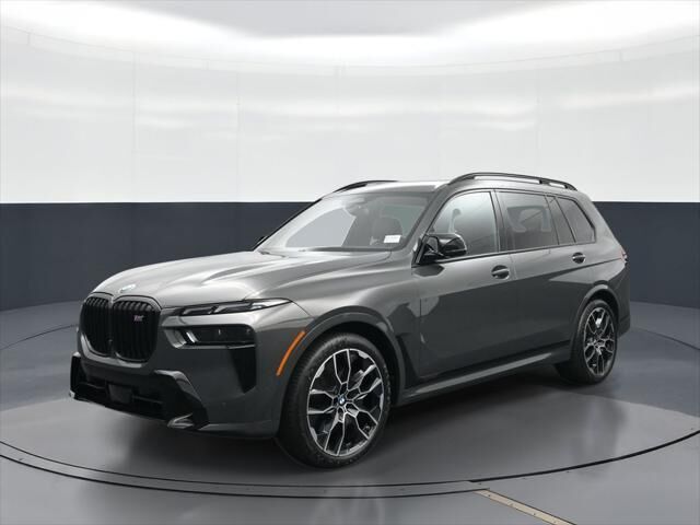 2024 BMW X7 M60i — photo 1 of 13