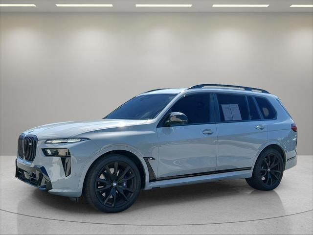 2024 BMW X7 M60i — photo 1 of 13