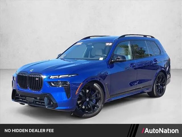 2025 BMW X7 M60i
