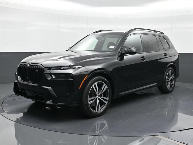 2025 BMW X7 M60i