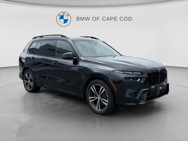 2024 BMW X7 M60i