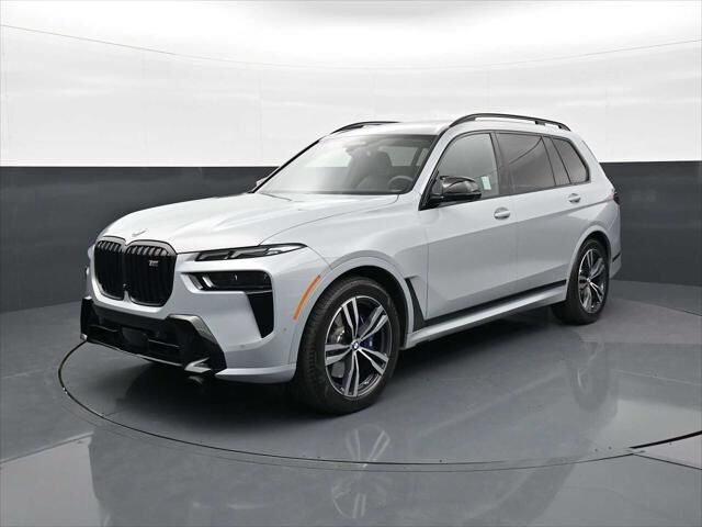 2026 BMW X7 M60i