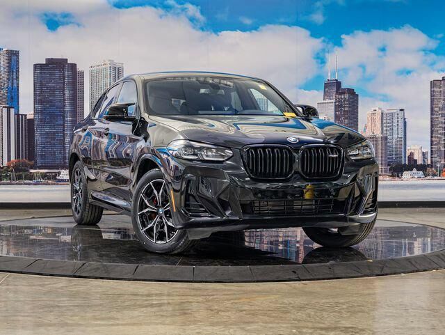 2025 BMW X4 M40i