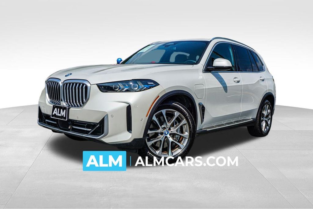 2025 BMW X5 xDrive50e — photo 1 of 13