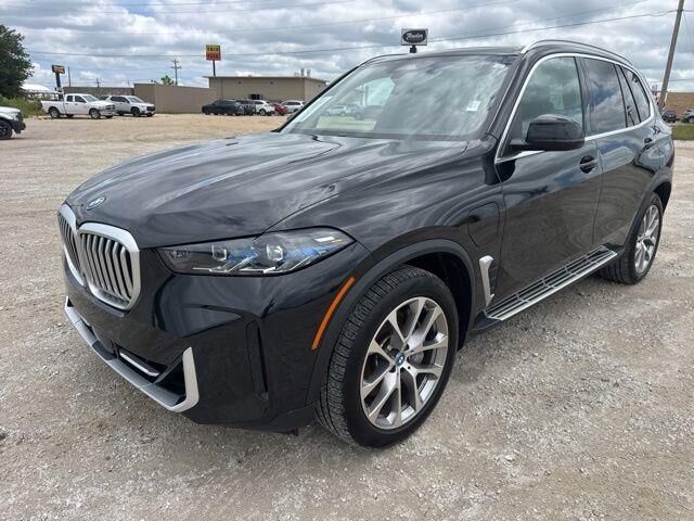 2025 BMW X5 xDrive50e — photo 1 of 1