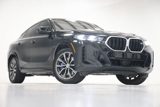 2025 BMW X6 M60i