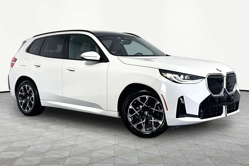 2025 BMW X3 30 xDrive — photo 1 of 13