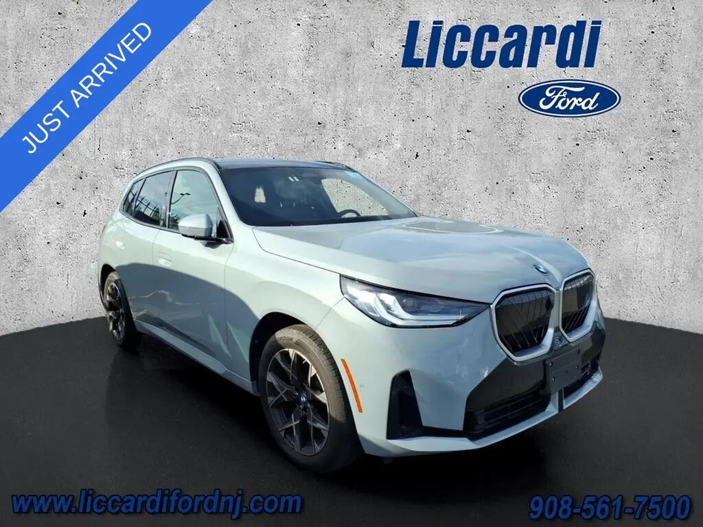 2025 BMW X3 30 xDrive — photo 1 of 6