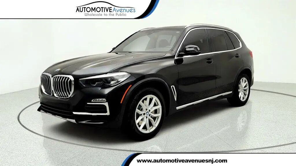 2019 BMW X5 xDrive40i — photo 1 of 13