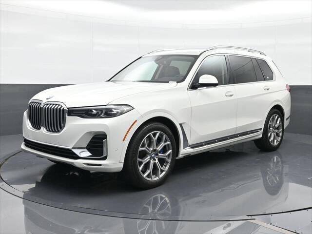 2022 BMW X7 xDrive40i — photo 1 of 7