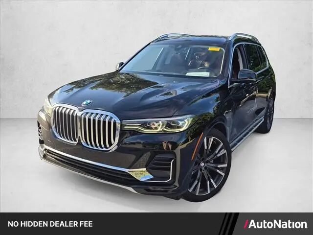 2022 BMW X7 xDrive40i — photo 1 of 13