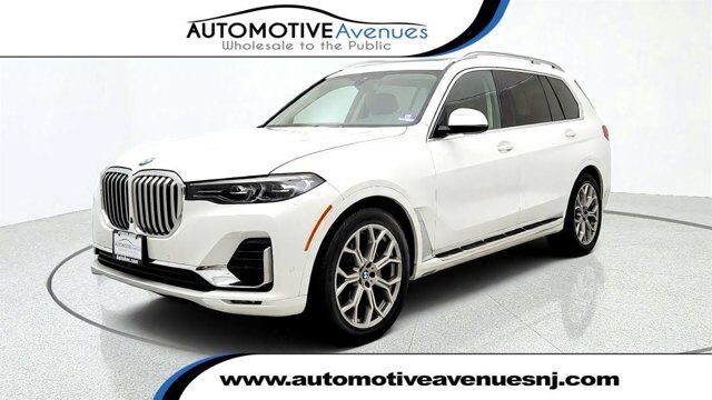 2020 BMW X7 xDrive40i — photo 1 of 1