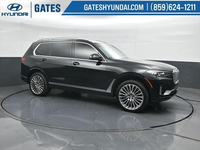 2019 BMW X7 xDrive50i — photo 1 of 13