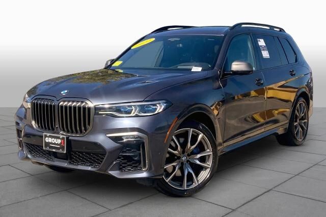 2022 BMW X7 M50i