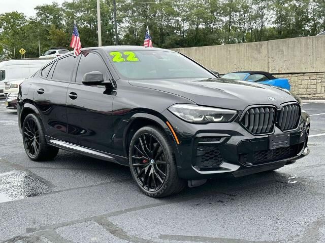 2022 BMW X6 xDrive40i