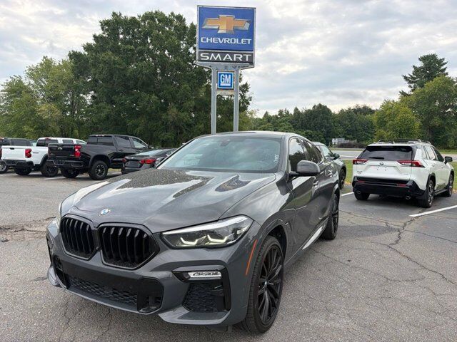 2021 BMW X6 M50i