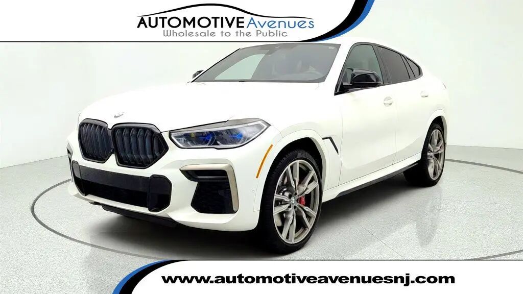 2022 BMW X6 M50i — photo 1 of 13