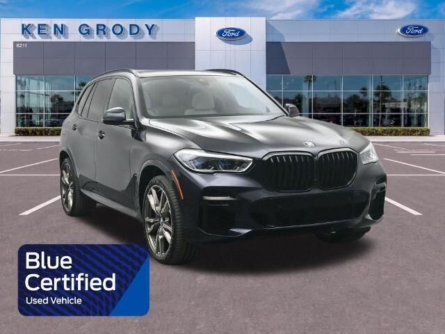 2022 BMW X5 M50i