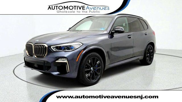 2020 BMW X5 M50i
