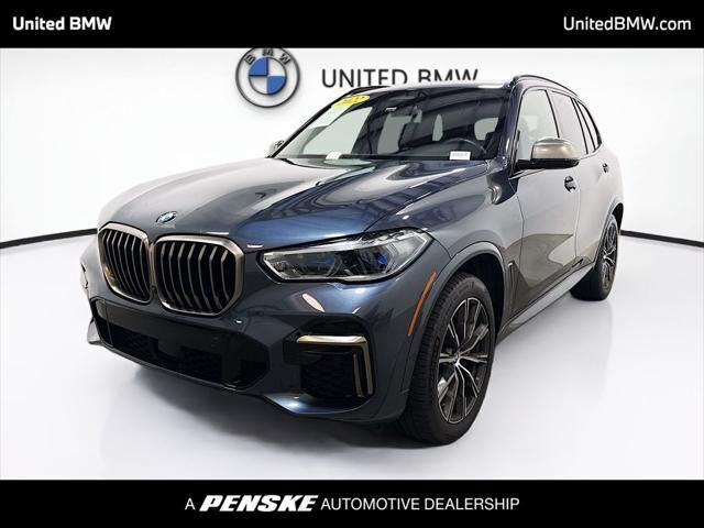 2022 BMW X5 M50i