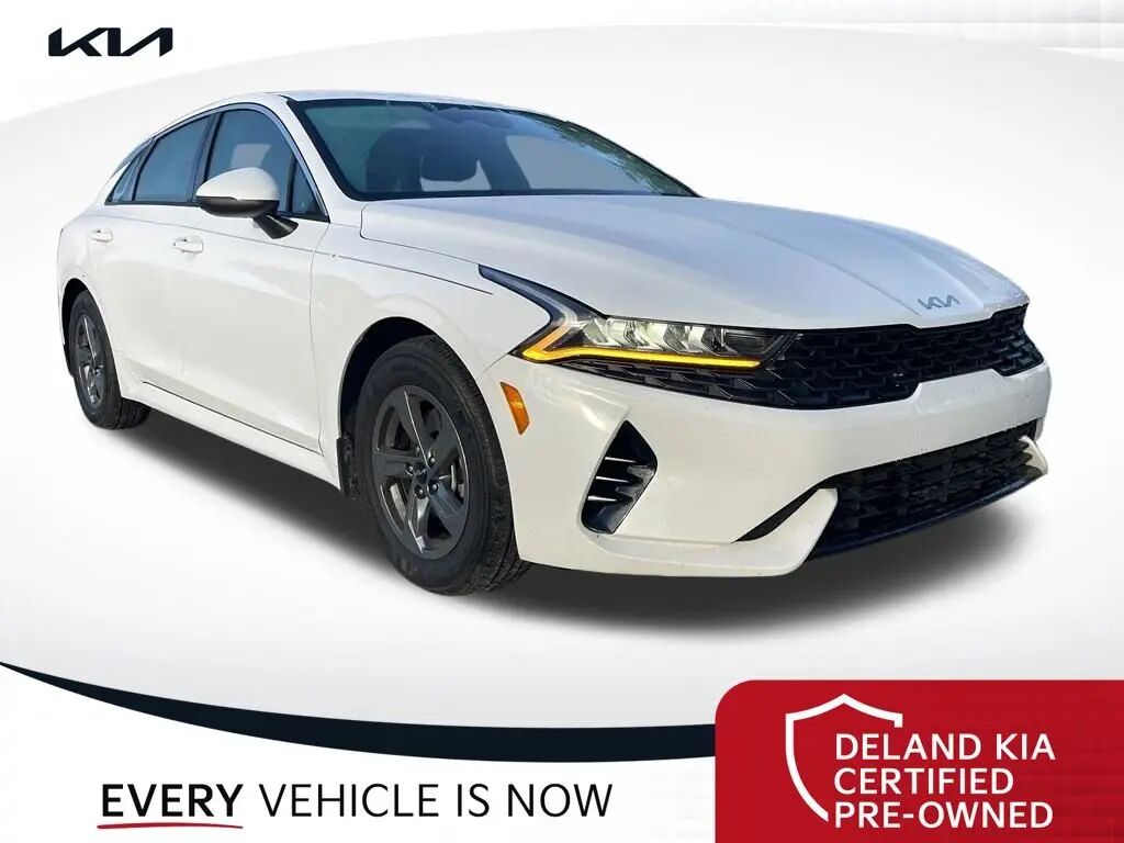 2022 Kia K5 LXS — photo 1 of 10