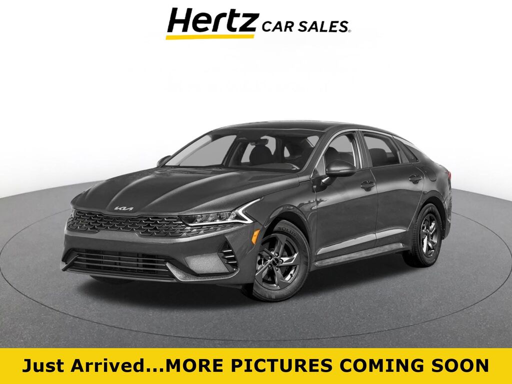 2023 Kia K5 LXS — photo 1 of 2