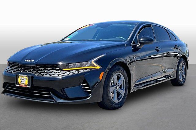 2022 Kia K5 LX